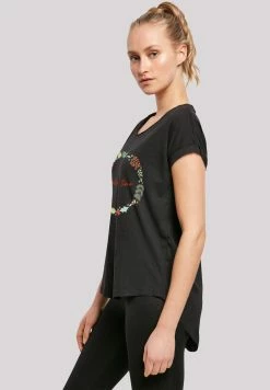 F4NT4STIC Long Cut T-Shirt Winter Time In Schwarz 13 F4NT4STIC Long Cut T-Shirt Winter Time In Schwarz -JYOKO-Shop f4nt4stic long cut t shirt winter time in schwarz 6