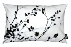 Juniqe Kissen "Winter Silhouettes 1" In Schwarz & Weiß