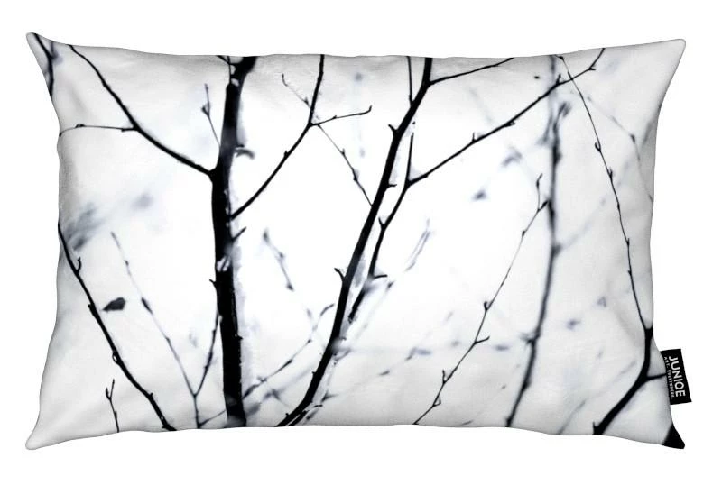 Juniqe Kissen "Winter Silhouettes 3" In Schwarz & Weiß 1 Juniqe Kissen "Winter Silhouettes 3" In Schwarz & Weiß