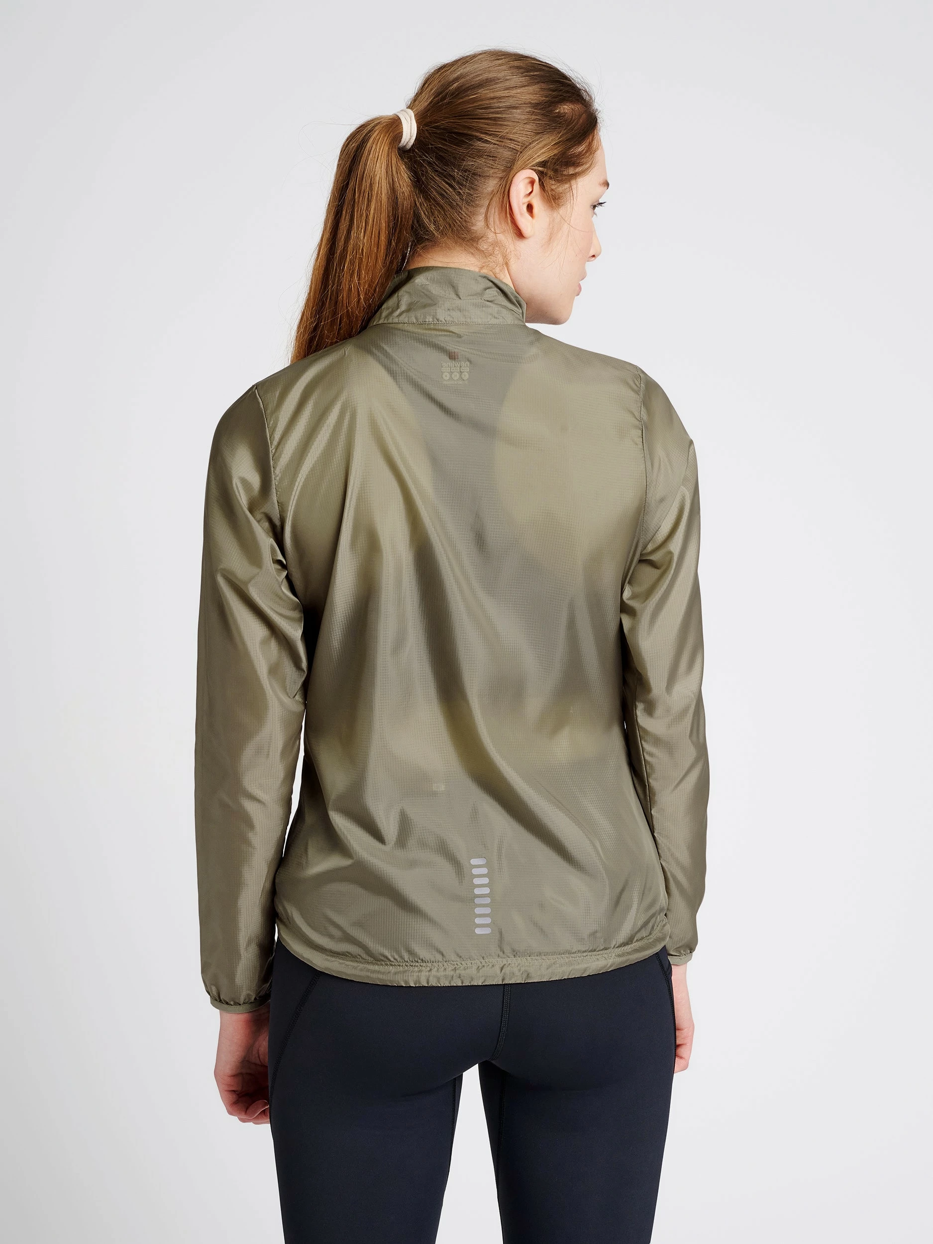 Newline Jacke Women Packable Tech Jacket In WINTER TWIG 7 Newline Jacke Women Packable Tech Jacket In WINTER TWIG – Bild 7