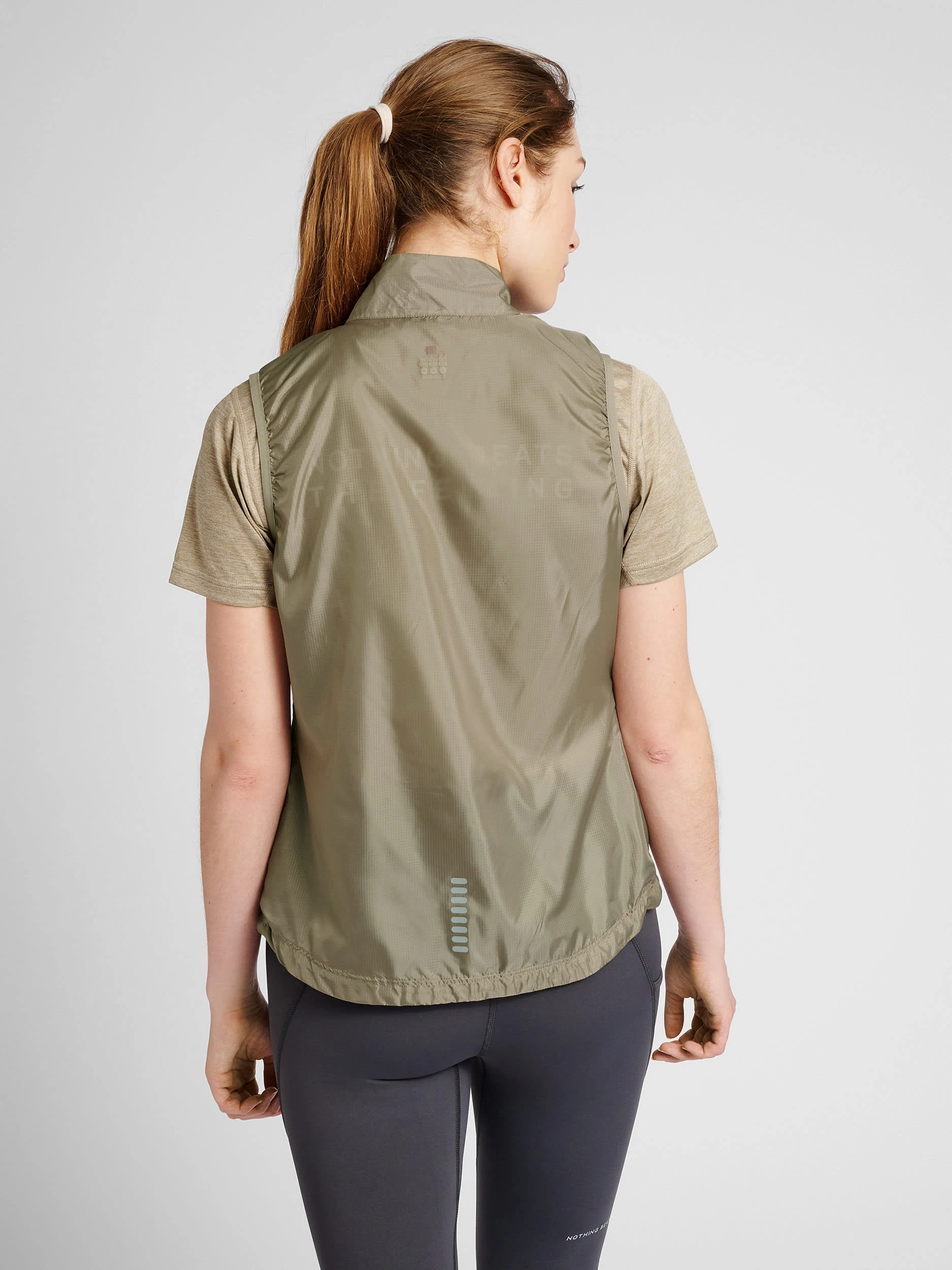Newline Weste Women Packable Tech Gilet In WINTER TWIG 8 Newline Weste Women Packable Tech Gilet In WINTER TWIG – Bild 8