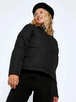 Noisy May Warme Puffer Stepp Jacke Winter Mit Kapuze NMDALCON In Schwarz -JYOKO-Shop noisy may warme puffer stepp jacke winter mit kapuze nmdalcon in schwarz 3