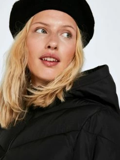 Noisy May Warme Puffer Stepp Jacke Winter Mit Kapuze NMDALCON In Schwarz -JYOKO-Shop noisy may warme puffer stepp jacke winter mit kapuze nmdalcon in schwarz 4