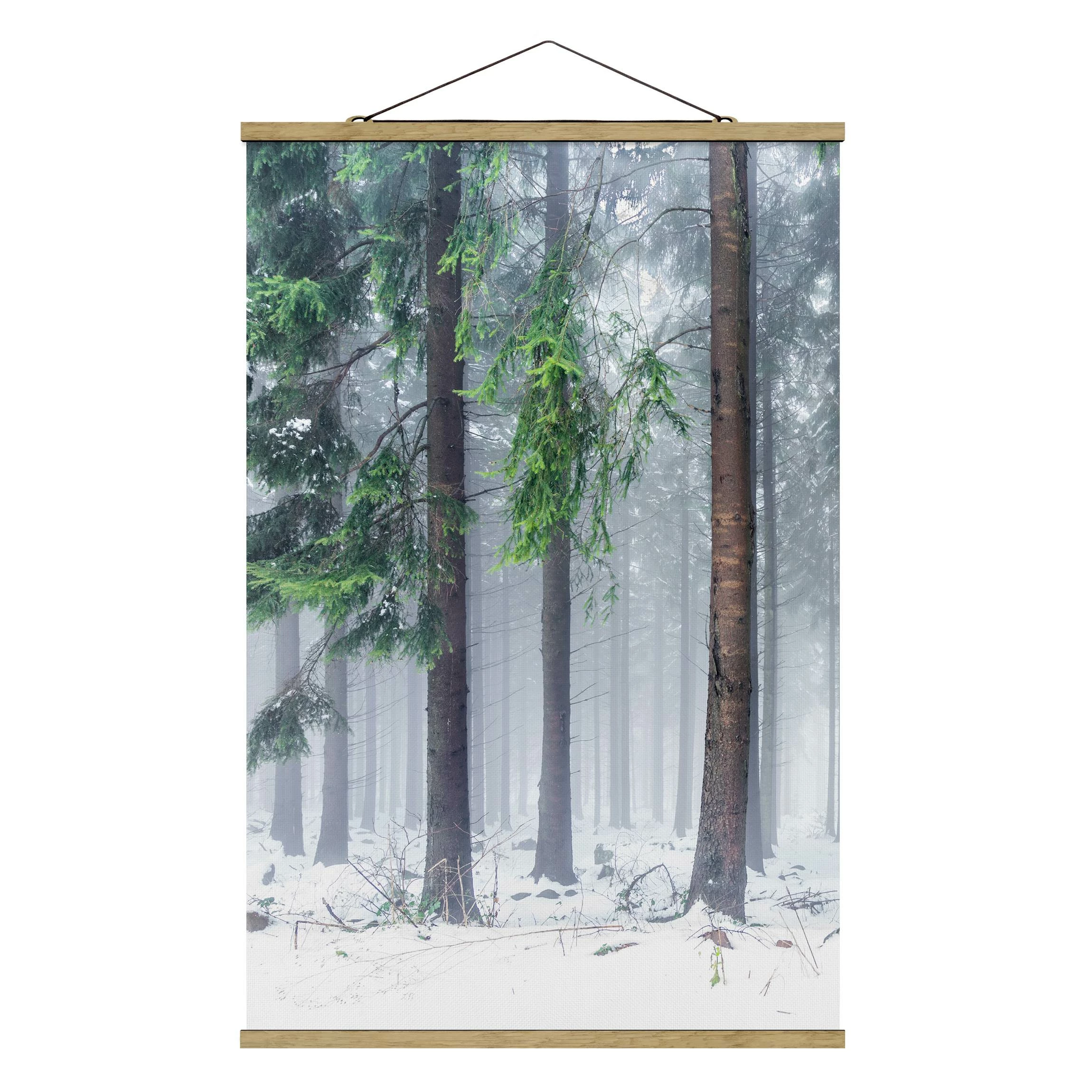 WallArt Stoffbild Mit Posterleisten - Nadelbäume Im Winter In Grün 1 WallArt Stoffbild Mit Posterleisten - Nadelbäume Im Winter In Grün
